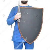 European triangular shield M 52×70 cm