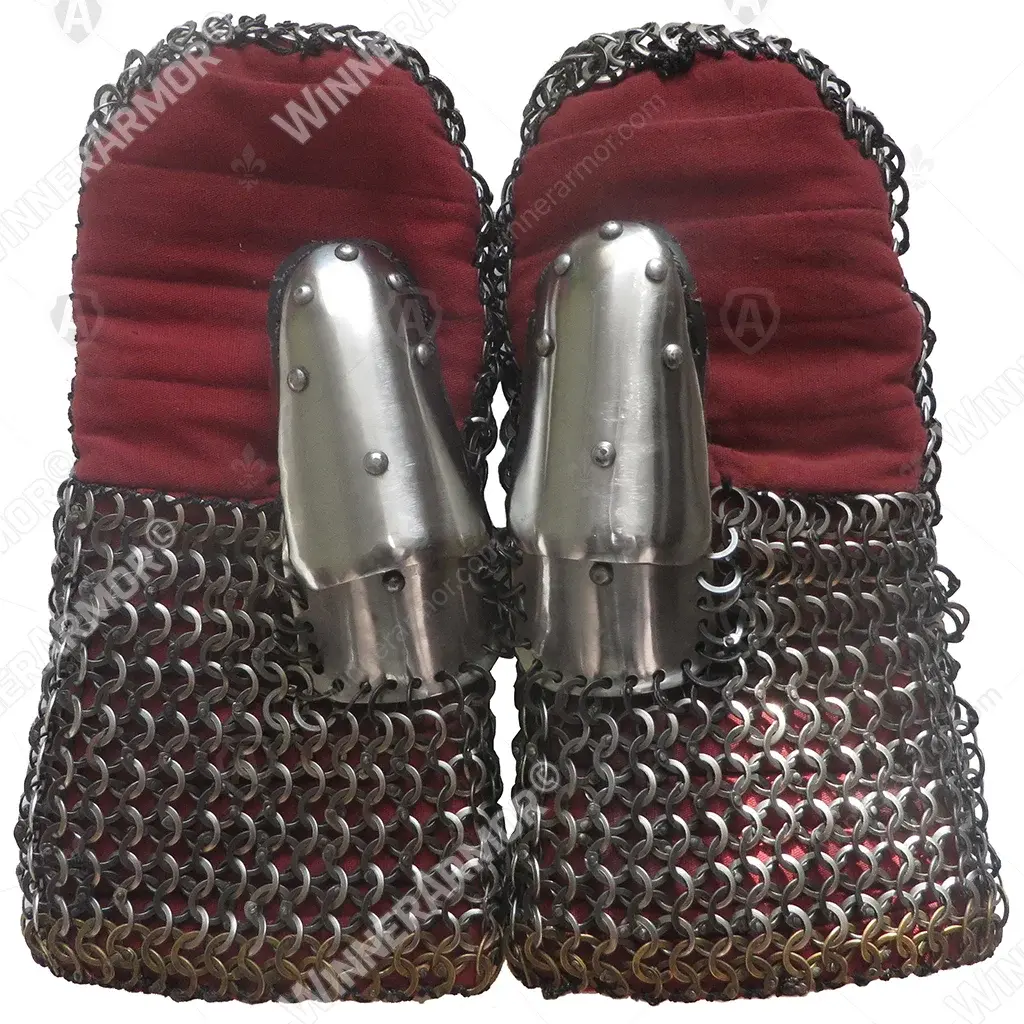 Reinforced mail gauntlets with rondel