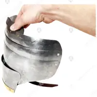 Big Milanese knight shoulders for full-contact buhurt