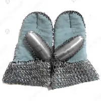 Eastern gauntlets: mobile plate-and-mail hand cover