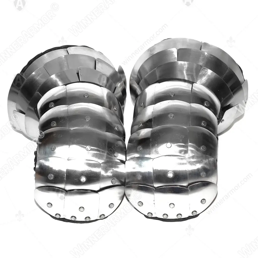 Scaled mittens for buhurt and full-contact