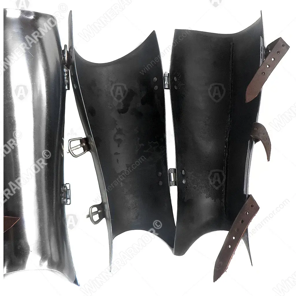 Simple European greaves for full contact