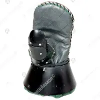 Mail gauntlets with hidden plate protection