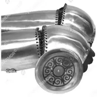 Decorated oriental shins with knee rondels