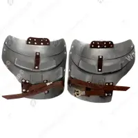 Big Milanese knight shoulders for full-contact buhurt