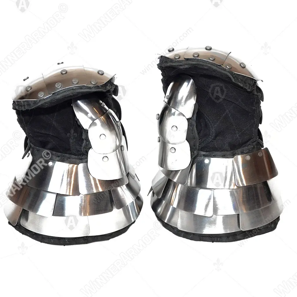 Scaled mittens for buhurt and full-contact