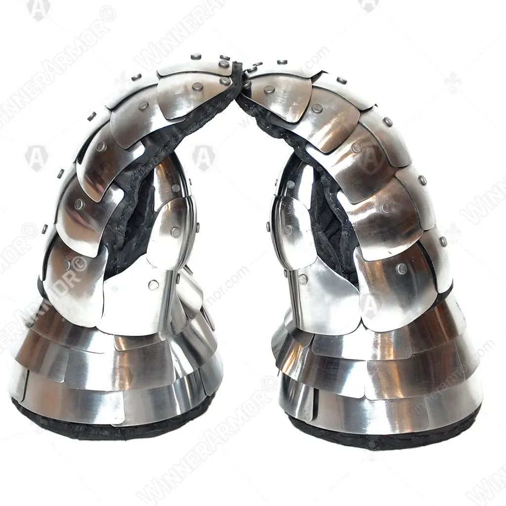 Scaled mittens for buhurt and full-contact