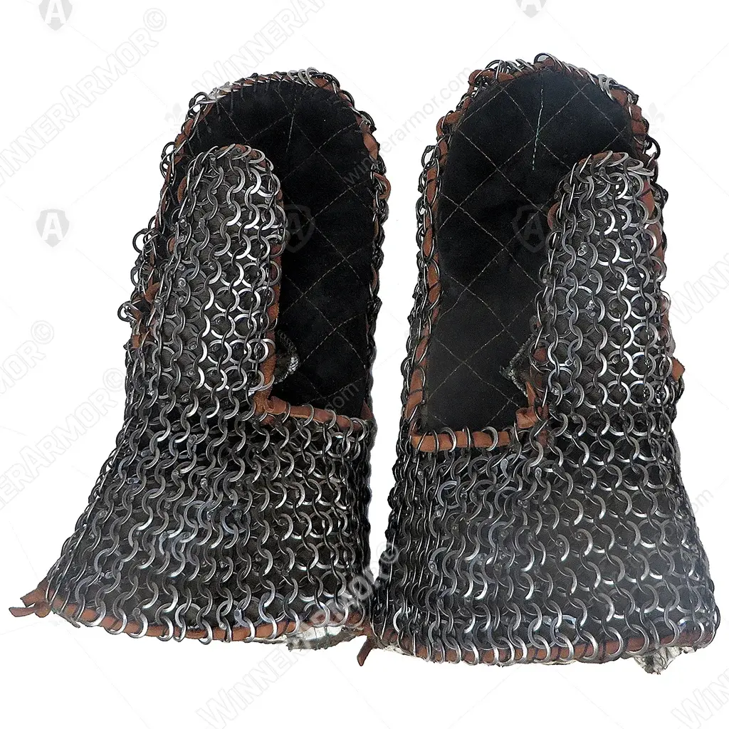 Chainmail mittens on a quilted padded base