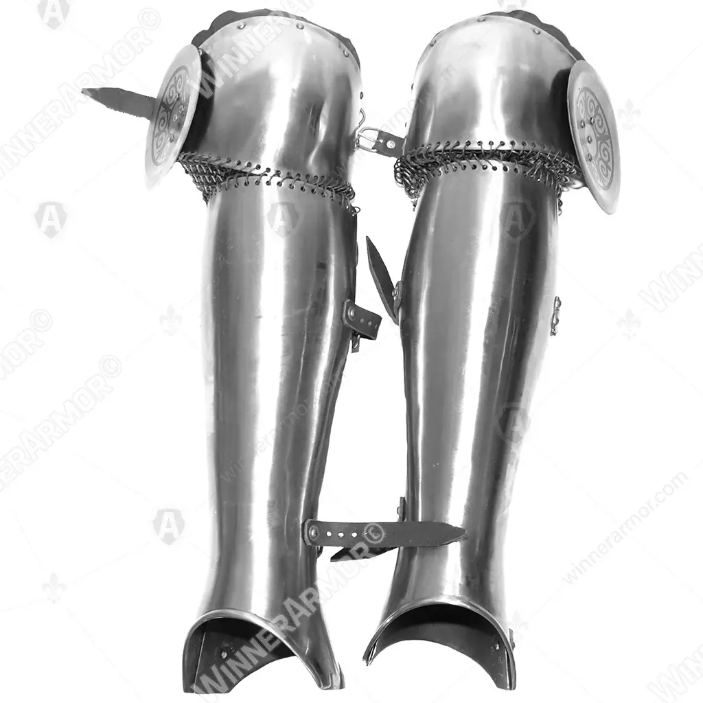 Decorated oriental shins with knee rondels