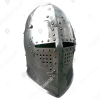 Sugarloaf helm for buhurt: protection and fit